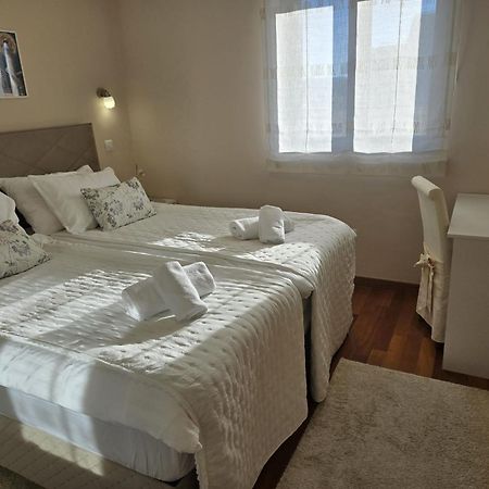 Apartments Luana With Private Jacuzzi Ζαντάρ Εξωτερικό φωτογραφία