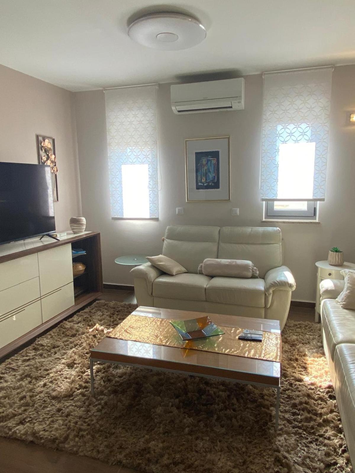 Apartments Luana With Private Jacuzzi Ζαντάρ Εξωτερικό φωτογραφία